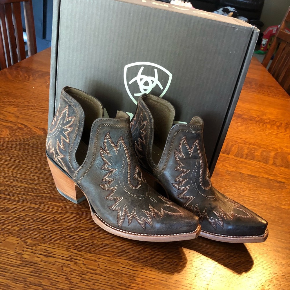 Ariat Dixon Booties Brown - 9.5